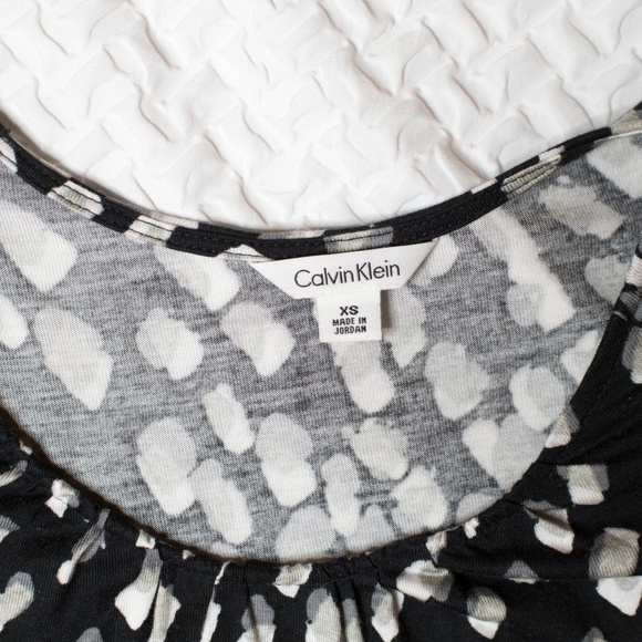 FINAL DAYS $5 Calvin Klein T-shirt Material Dress -CLOSET CLOSING  - Picture 5 of 6